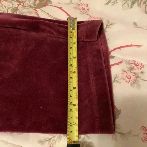 Liz Claiborne Women’s Burgundy Track Pants With Elastic Waist Band Size Medium - Picture 14 of 14